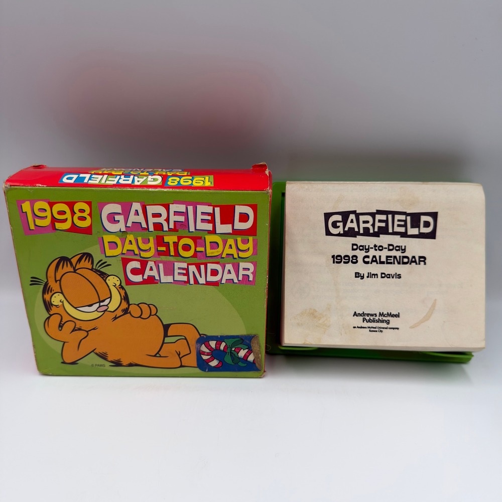 Vintage 1998 Garfield Day-to-Day Calendar Jim Davis Andrews McMeel Desk Decor
